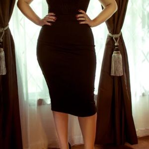 La Femme en Noir black vamp pencil skirt size L EUC